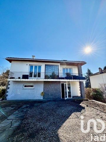 Maison à vendre 7 pièces 204 m² Mozac