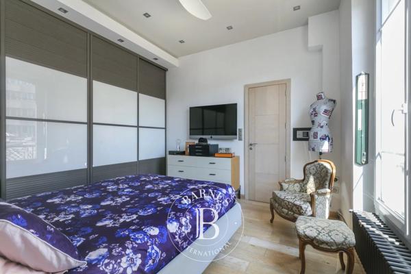 Paris 8ème, Appartement 1 Chambre -  62 m² à vendre