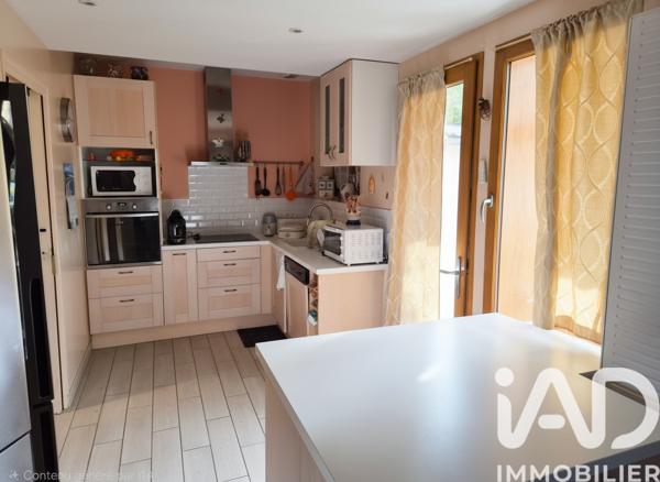 Maison à vendre 4 pièces 130 m² Fère-Champenoise