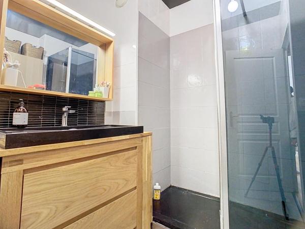 T3 – MEUBLE – 69003 – LYON