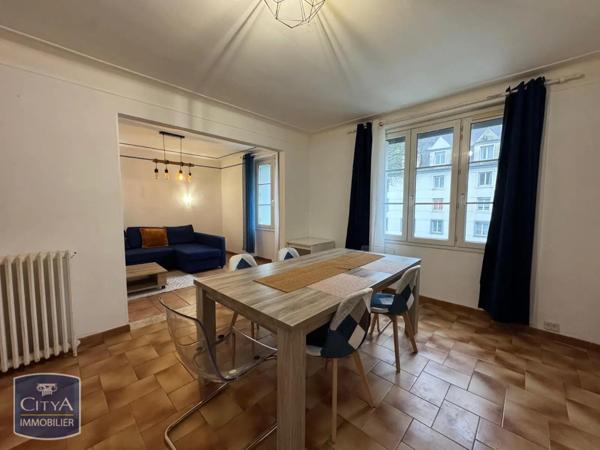 Appartement à louer 3 pièces 81.44m²