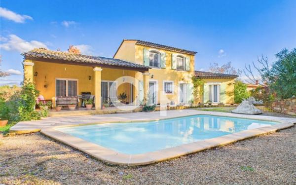 Maison à vendre    7 pièces •  Fayence