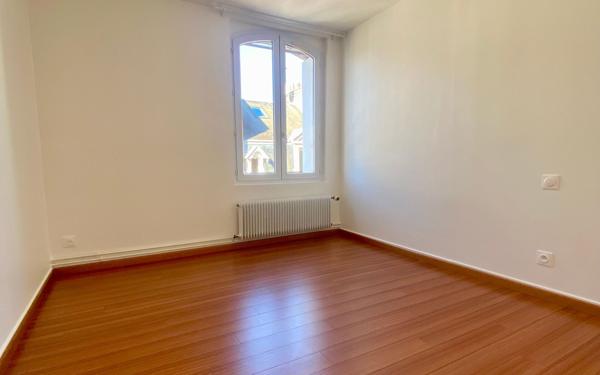 Appartement à louer    3 pièces •  Amiens