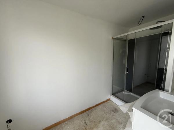 Maison à vendre  4 pièces - 105 m 2   LA ROCHELLE  - 17