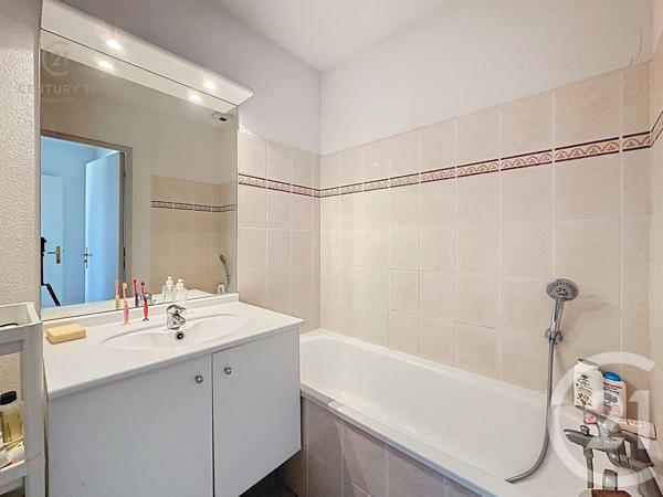 Appartement F2 à vendre  2 pièces - 39,65 m2 CORBAS - 69