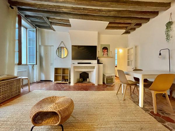 Magnifique duplex à Bastille avec charme de l'ancien