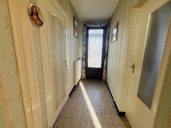 Maison à vendre |  Saint-Aigulin |  6 pièces | 132 m²