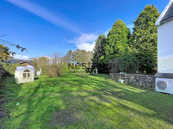 Maison 5 pièces familiale rénovée au calme à THEIX-NOYALO