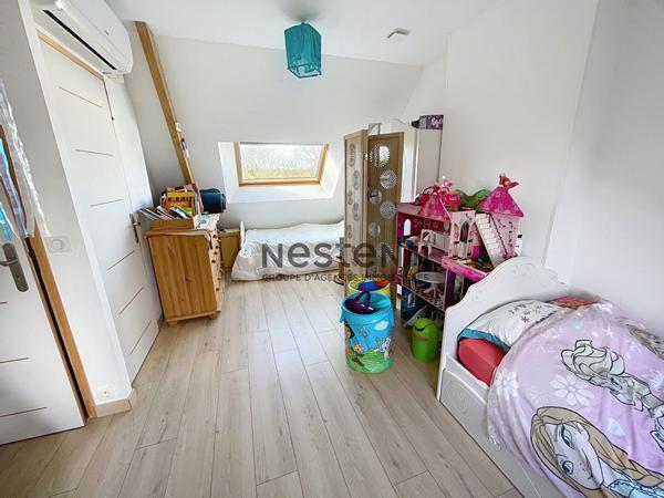 Maison 5 pièces familiale rénovée au calme à THEIX-NOYALO