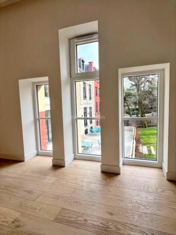 Location Appartement 3 pièces 107 m2 à Lille