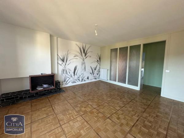Appartement à louer 3 pièces 74.12m² Brive-la-Gaillarde (19100)