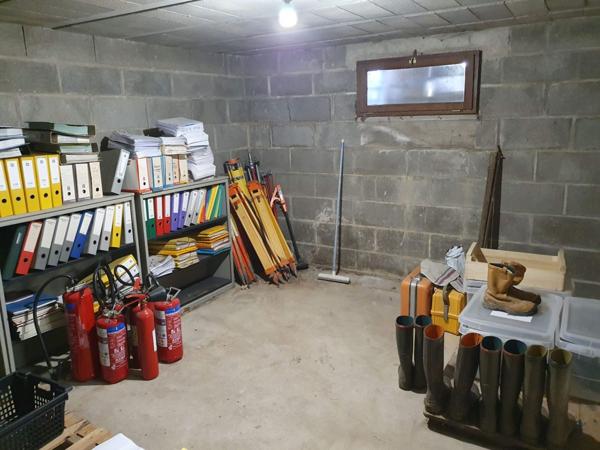 Location Local commercial225 m² - PITHIVIERS (45300)