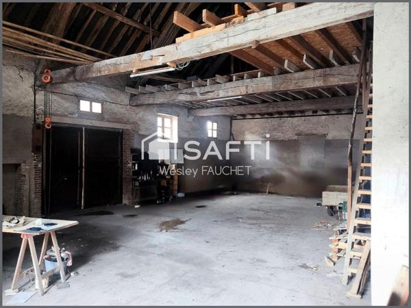 Grange à fort potentiel en plein cœur de Buzançais