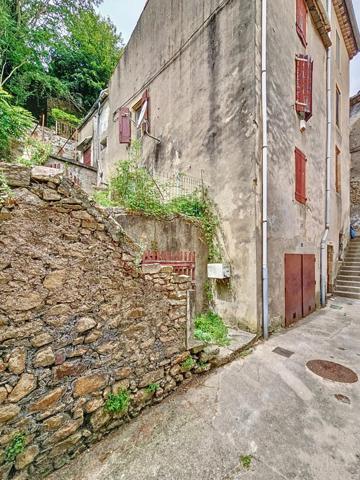 ? NOUVEAUTÉ À GRAISSESSAC (34260) – Maison de village à fort potentiel avec terrasse, jardinet et garage – À rénover entièrement