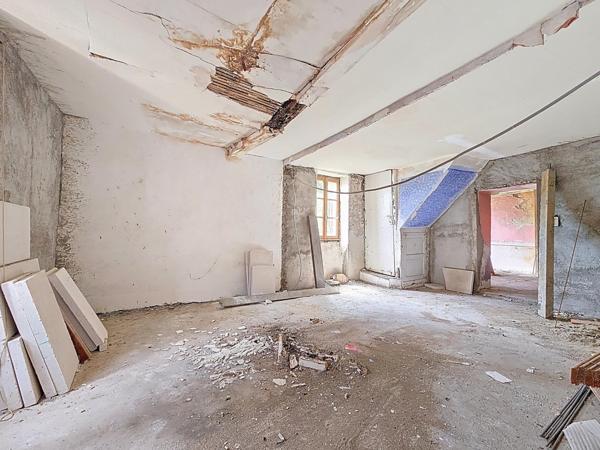 ? NOUVEAUTÉ À GRAISSESSAC (34260) – Maison de village à fort potentiel avec terrasse, jardinet et garage – À rénover entièrement