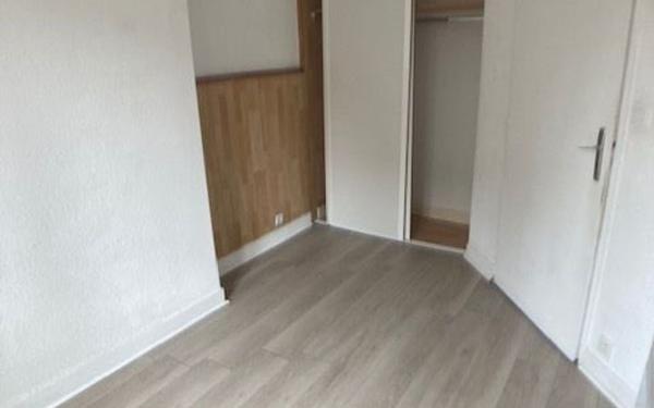 Appartement à louer    3 pièces •  Bordeaux