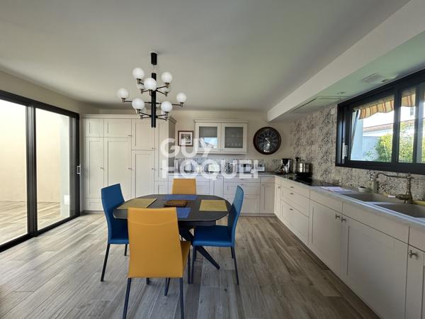 MAISON À VENDRE DE 6 PIÈCES DE 145,15 M²