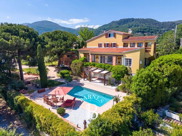 Vence, Villa 8 Chambres -  366 m² à vendre