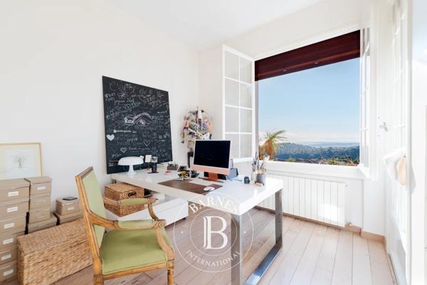 Vence, Villa 8 Chambres -  366 m² à vendre