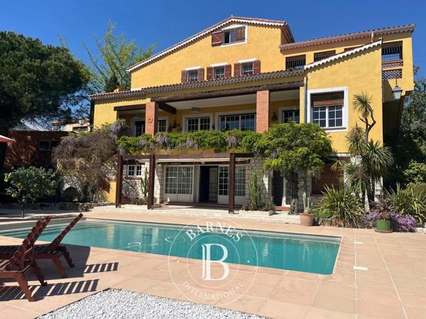 Vence, Villa 8 Chambres -  366 m² à vendre