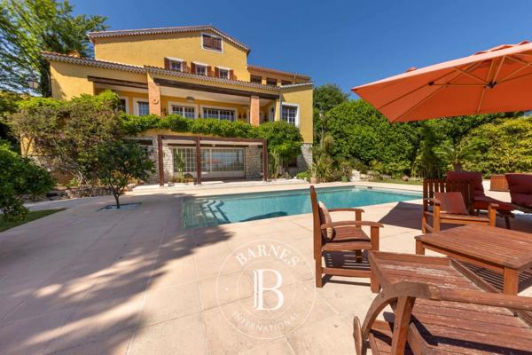 Vence, Villa 8 Chambres -  366 m² à vendre