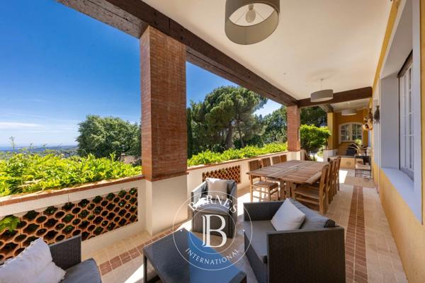 Vence, Villa 8 Chambres -  366 m² à vendre