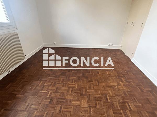 Location Maison 3 pièces 75 m² - Niort 79000
