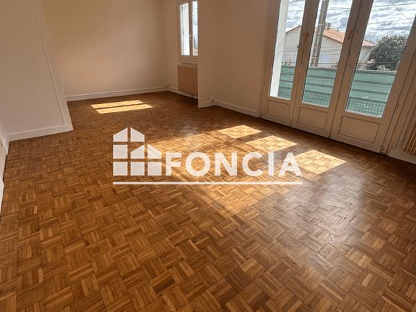 Location Maison 3 pièces 75 m² - Niort 79000