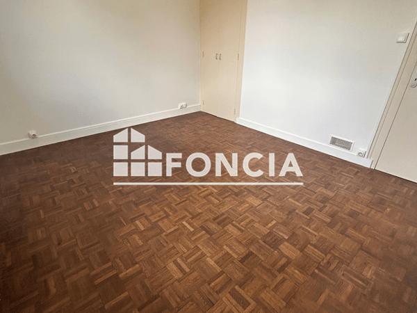 Location Maison 3 pièces 75 m² - Niort 79000