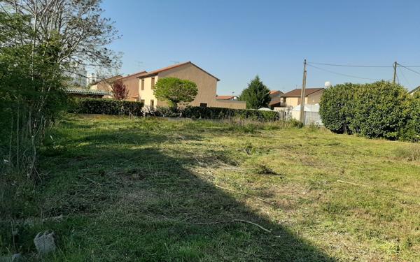 Terrain à vendre    Vaulx-en-Velin