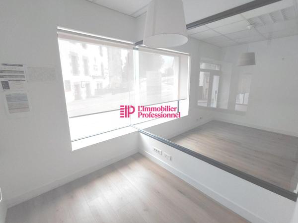 BUREAUX - 89 M2 - QUIMPER CENTRE