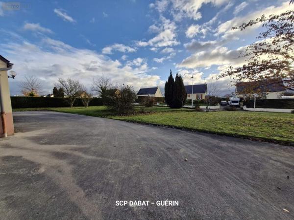 Fonds et/ou murs commerciaux à vendre à Isigny-le-Buat dans la Manche (50540), ref : 8448