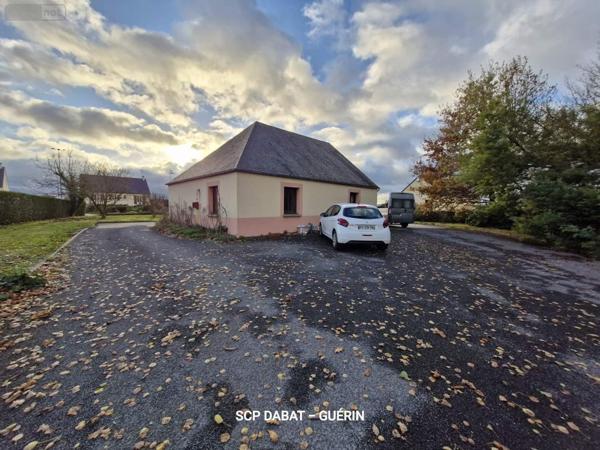 Fonds et/ou murs commerciaux à vendre à Isigny-le-Buat dans la Manche (50540), ref : 8448