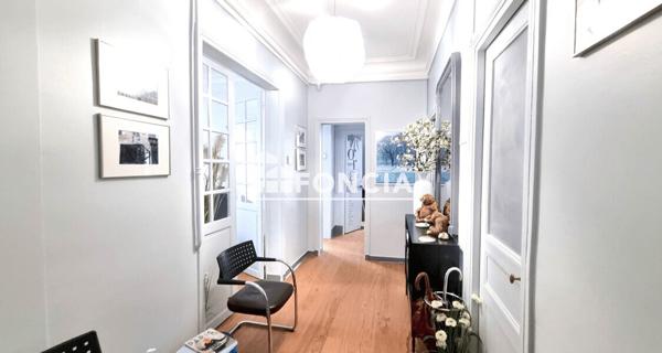 Location Local commercial 85 m² - Paris 75003