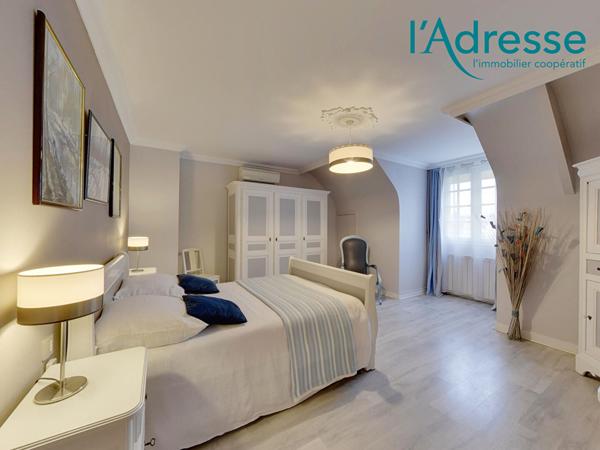 MAGNIFIQUE MAISON CHAMPS SUR MARNE