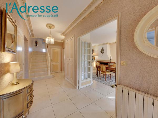 MAGNIFIQUE MAISON CHAMPS SUR MARNE