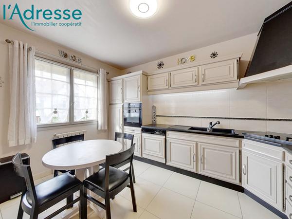 MAGNIFIQUE MAISON CHAMPS SUR MARNE