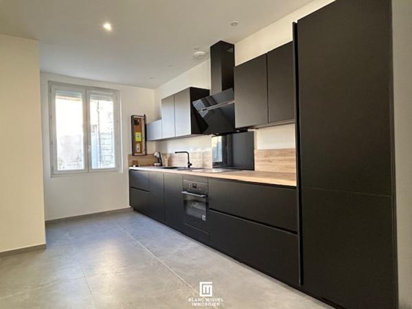 Maison 6 pièce(s) 3 chambre(s) 158.32 m²