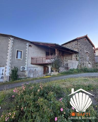 Petite maison de bourg avec écurie & grange – à finir de rénover