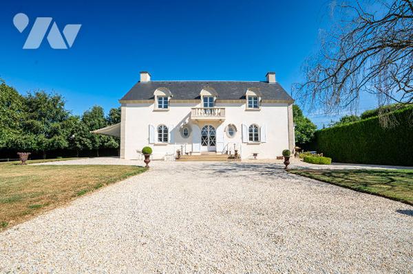 NOUVEAUTE - SAINT GREGOIRE - MAISON BLANCHE  -Maison de Maître Contemporaine