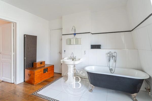 Paris 2ème, Appartement 1 Chambre -  59 m² à vendre