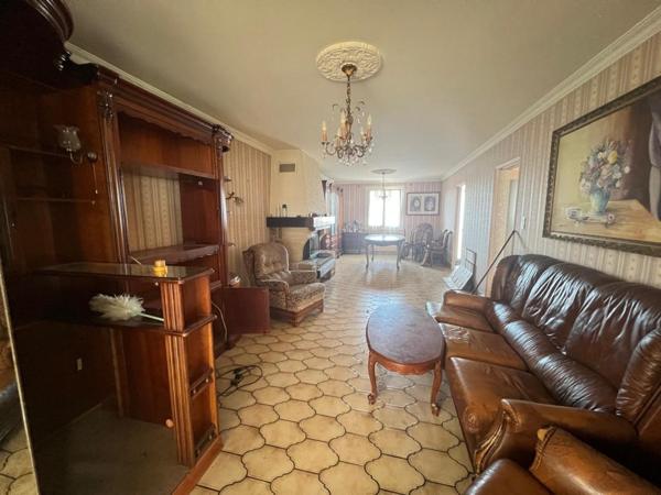 Maison à CHOLET, 49300 - 7 pièces 135m²