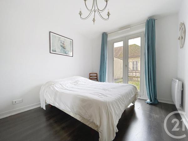 Appartement F2 à vendre  2 pièces - 68,69 m2 COMPIEGNE - 60