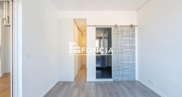À vendre Appartement 4 pièces 74.1 m² - Montrouge 92120