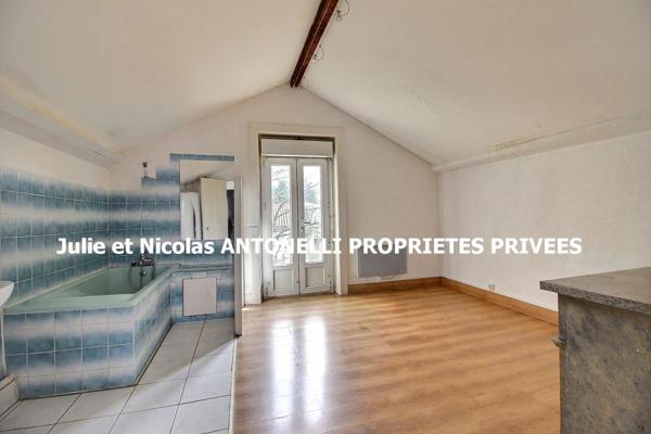 La FOUILLOUSE 42480  Maison des années 30, 4 chambres, garage, sur 900m² de terrain