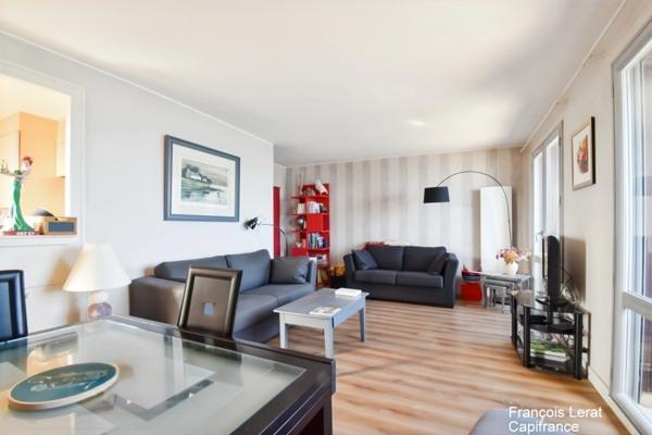 Grand appartement à vendre 2/3 pièces CABOURG (14)- 54,21 m2 - Dernier étage - 1 grand box - vue mer - 422 000 € honoraires d'agence inclus