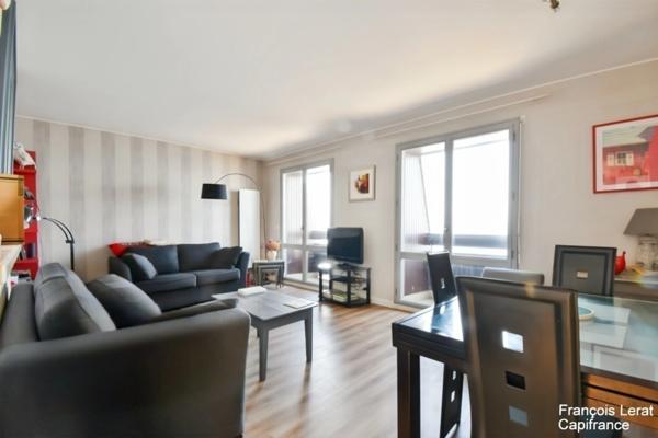 Grand appartement à vendre 2/3 pièces CABOURG (14)- 54,21 m2 - Dernier étage - 1 grand box - vue mer - 422 000 € honoraires d'agence inclus
