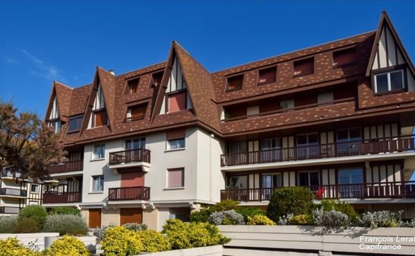 Grand appartement à vendre 2/3 pièces CABOURG (14)- 54,21 m2 - Dernier étage - 1 grand box - vue mer - 422 000 € honoraires d'agence inclus
