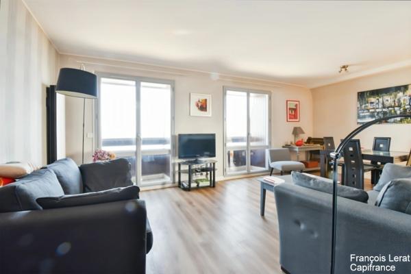 Grand appartement à vendre 2/3 pièces CABOURG (14)- 54,21 m2 - Dernier étage - 1 grand box - vue mer - 422 000 € honoraires d'agence inclus