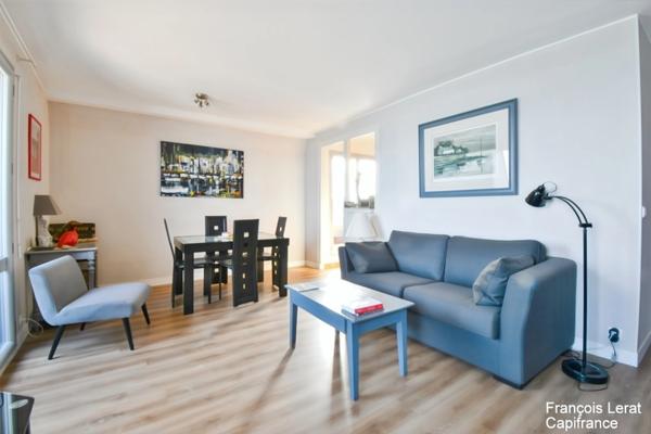 Grand appartement à vendre 2/3 pièces CABOURG (14)- 54,21 m2 - Dernier étage - 1 grand box - vue mer - 422 000 € honoraires d'agence inclus